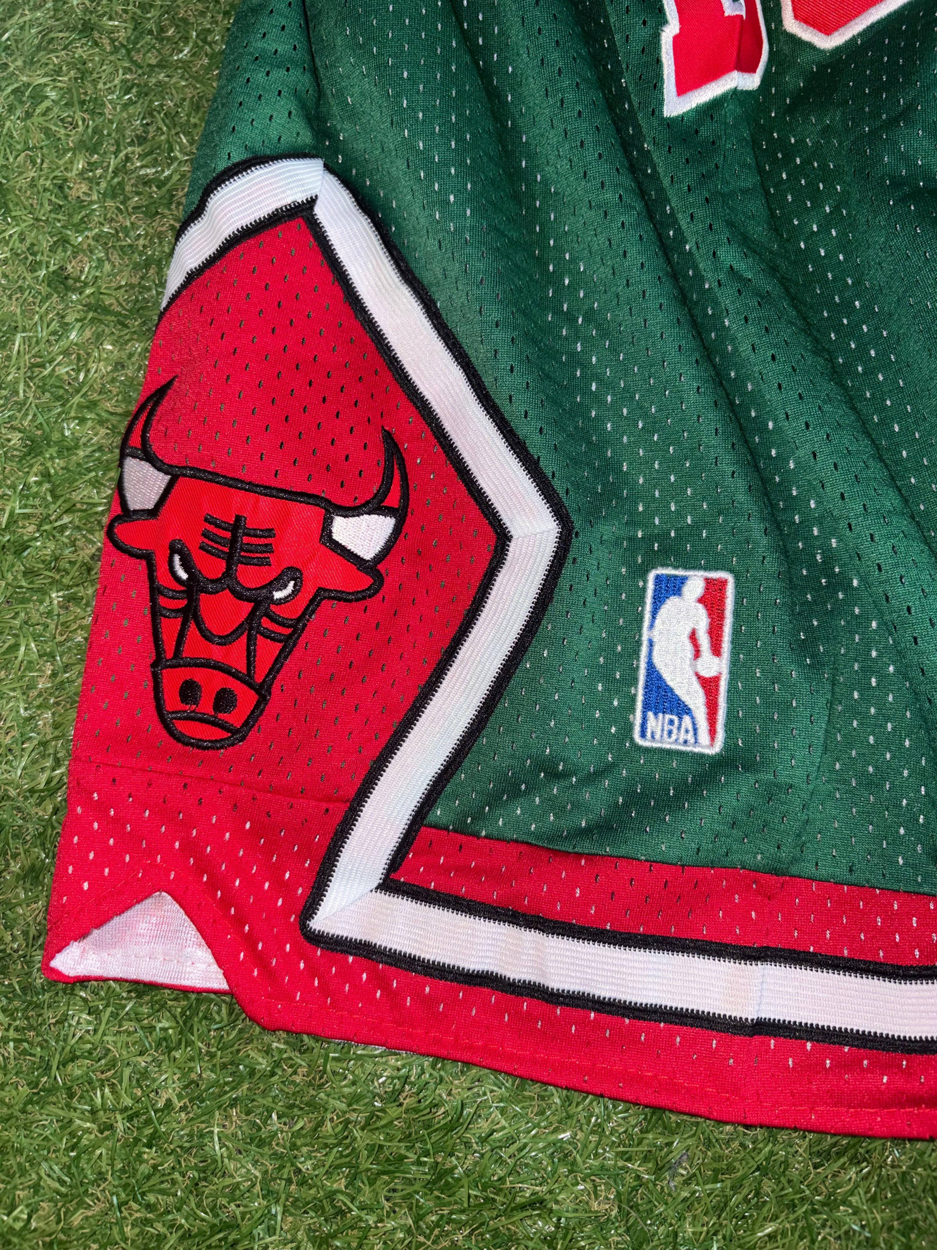 Chicago Bulls Emerald Green Retro Basketball Shorts